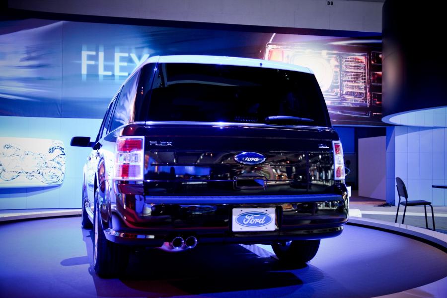  Ford Flex 2008 года  (фото 109 из 142)